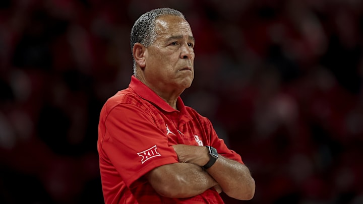 Nov 3, 2025; Houston, Texas, USA; Houston Cougars head coach Kelvin Sampson looks on during the second half against the Lehigh Mountain Hawks at Fertitta Center. Mandatory Credit: Maria Lysaker-Imagn Images Nov 3, 2025; Houston, Texas, USA; Houston Cougars head coach Kelvin Sampson looks on during the second half against the Lehigh Mountain Hawks at Fertitta Center. Mandatory Credit: Maria Lysaker-Imagn Images