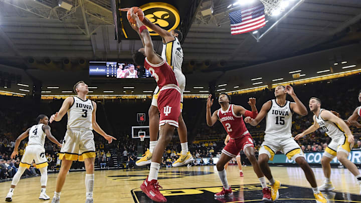 The Iowa Hawkeyes are in need of a conference win and have a plus matchup with the Minnesota Golden Gophers up next. 