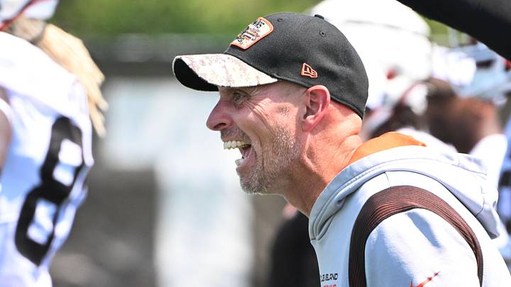Aug 4, 2024; Cleveland Browns pass game coordinator/wide receivers coach Chad O'Shea reacts during practice at the Browns training facility in Berea, Ohio. Mandatory Credit: Bob Donnan-Imagn Images Aug 4, 2024; Cleveland Browns pass game coordinator/wide receivers coach Chad O'Shea reacts during practice at the Browns training facility in Berea, Ohio. Mandatory Credit: Bob Donnan-Imagn Images