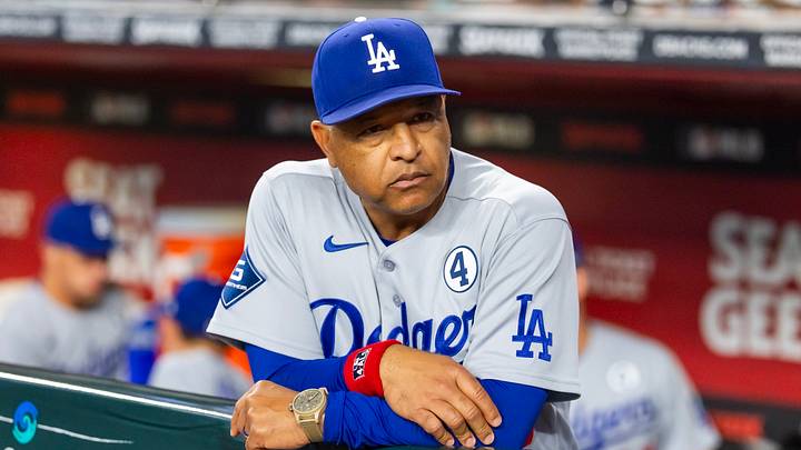 Jun 2, 2026; Phoenix, Arizona, USA; Los Angeles Dodgers manager Dave Roberts against the Arizona Diamondbacks at Chase Field. Mandatory Credit: Mark J. Rebilas-Imagn Images Jun 2, 2026; Phoenix, Arizona, USA; Los Angeles Dodgers manager Dave Roberts against the Arizona Diamondbacks at Chase Field. Mandatory Credit: Mark J. Rebilas-Imagn Images