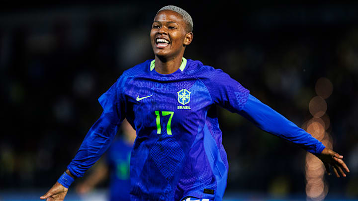 Jhonson marcou um dos gols do Brasil no segundo amistoso