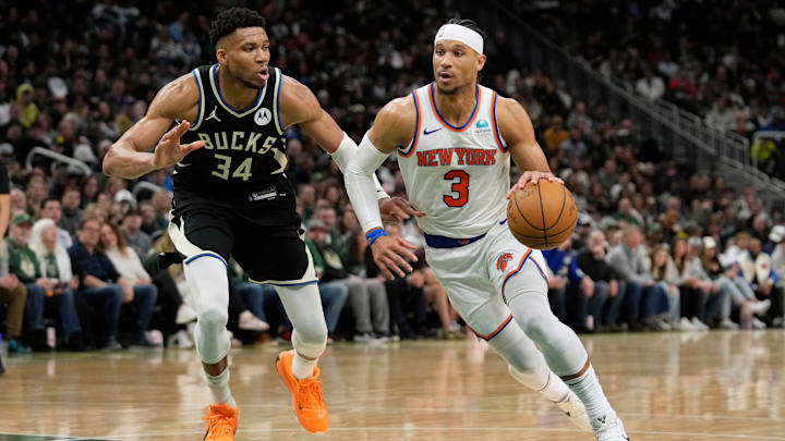 New York Knicks v Milwaukee Bucks