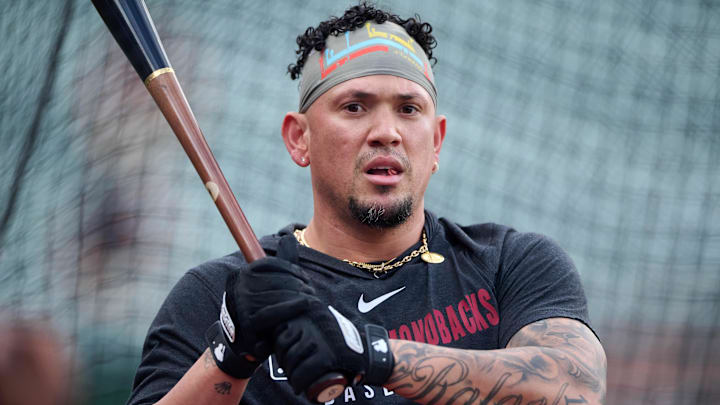 Sep 9, 2025; San Francisco, California, USA; Arizona Diamondbacks infielder Ildemaro Vargas (6) takes batting practice before a game against the San Francisco Giants at Diamondbacks at Oracle Park. Mandatory Credit: Robert Edwards-Imagn Images