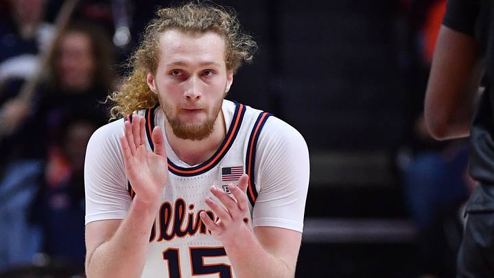 Jan 8, 2026; Champaign, Illinois, USA; Illinois Fighting Illini forward Jake Davis (15) applauds his team’s performance during the first half against the Rutgers Scarlet Knights at State Farm Center. Mandatory Credit: Ron Johnson-Imagn Images Jan 8, 2026; Champaign, Illinois, USA; Illinois Fighting Illini forward Jake Davis (15) applauds his team’s performance during the first half against the Rutgers Scarlet Knights at State Farm Center. Mandatory Credit: Ron Johnson-Imagn Images