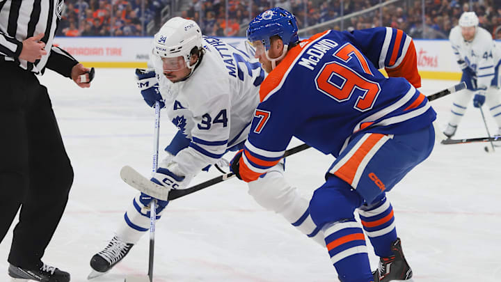 Toronto Maple Leafs v Edmonton Oilers