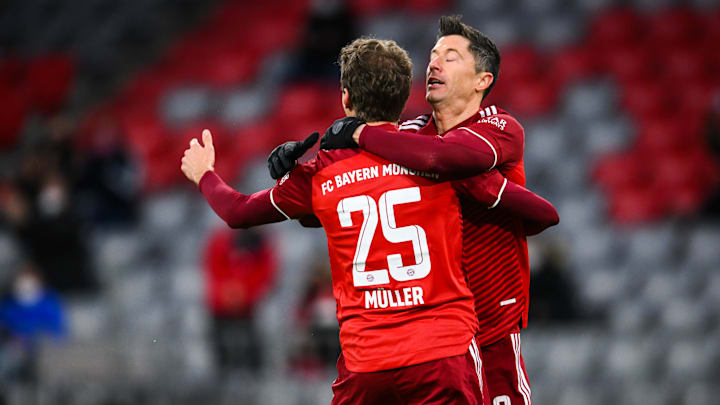 Thomas Müller und Robert Lewandowski stehen zur Wahl beim PTM Januar 2022