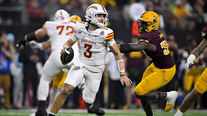 Dec 7, 2024; Arlington, TX, USA; Arizona State Sun Devils defensive lineman Prince Dorbah (32) and Iowa State Cyclones quarterback Rocco Becht (3) in action during the game between the Iowa State Cyclones and the Arizona State Sun Devils at AT&T Stadium. Mandatory Credit: Jerome Miron-Imagn Images Dec 7, 2024; Arlington, TX, USA; Arizona State Sun Devils defensive lineman Prince Dorbah (32) and Iowa State Cyclones quarterback Rocco Becht (3) in action during the game between the Iowa State Cyclones and the Arizona State Sun Devils at AT&T Stadium. Mandatory Credit: Jerome Miron-Imagn Images