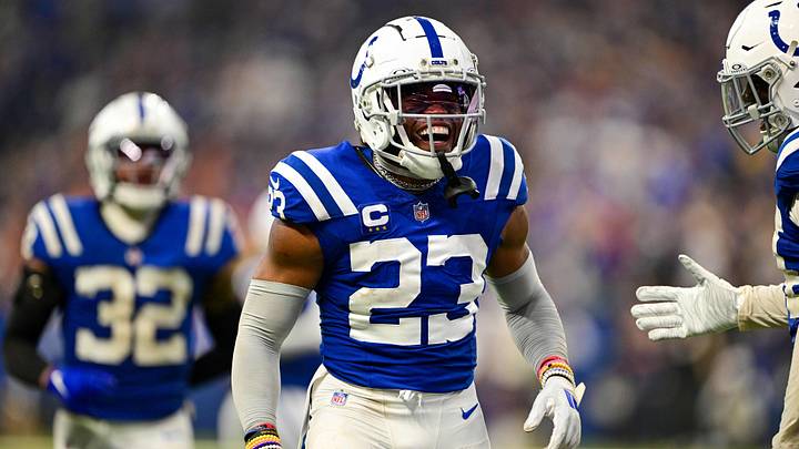 Sep 22, 2024; Indianapolis, Indiana, USA; Indianapolis Colts cornerback Kenny Moore II (23) celebrates a sack during the second half against the Chicago Bears at Lucas Oil Stadium. Mandatory Credit: Marc Lebryk-Imagn Images Sep 22, 2024; Indianapolis, Indiana, USA; Indianapolis Colts cornerback Kenny Moore II (23) celebrates a sack during the second half against the Chicago Bears at Lucas Oil Stadium. Mandatory Credit: Marc Lebryk-Imagn Images