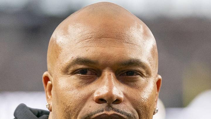 November 5, 2023; Paradise, Nevada, USA; Las Vegas Raiders interim head coach Antonio Pierce before November 5, 2023; Paradise, Nevada, USA; Las Vegas Raiders interim head coach Antonio Pierce before