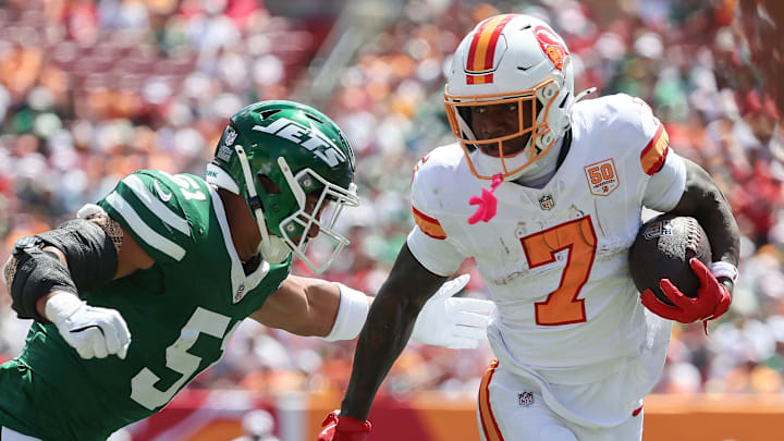 Tampa Bay Buccaneers running back Bucky Irving (7)