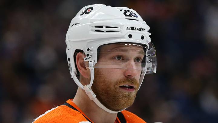 Dec 22, 2017; Buffalo, NY, USA; Philadelphia Flyers center Claude Giroux (28) during the game against the Buffalo Sabres at KeyBank Center. Mandatory Credit: Kevin Hoffman-USA TODAY Sports