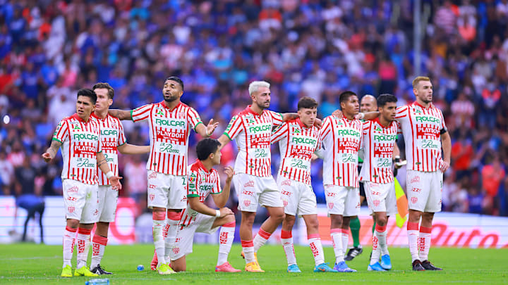 El primer refuerzo de Chivas llegaría de procedente de Necaxa