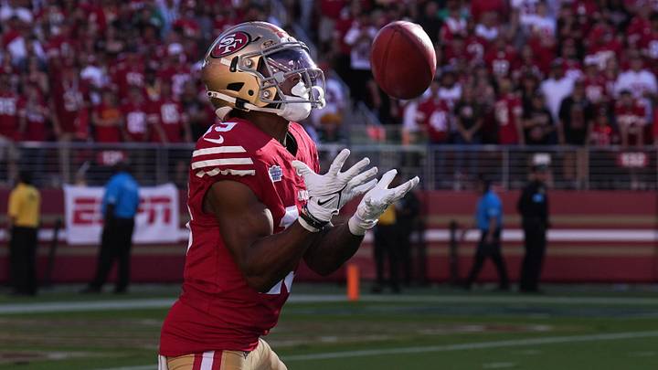 Sep 9, 2024; Santa Clara, California, USA; San Francisco 49ers wide receiver Jacob Cowing (19) catches a punt against the New York Jets during the first quarter at Levi's Stadium. Mandatory Credit: Darren Yamashita-Imagn Images Sep 9, 2024; Santa Clara, California, USA; San Francisco 49ers wide receiver Jacob Cowing (19) catches a punt against the New York Jets during the first quarter at Levi's Stadium. Mandatory Credit: Darren Yamashita-Imagn Images