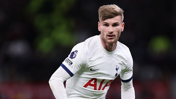 Manchester United v Tottenham Hotspur - Premier League