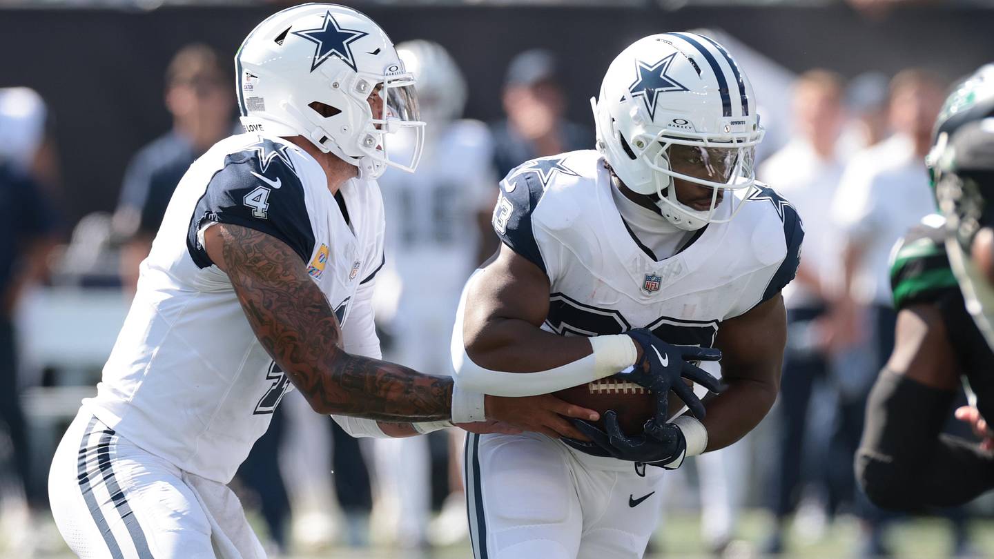 Underappreciated Cowboys RB Javonte Williams Put Together Historic 2025 Season