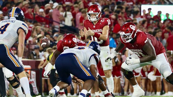 Oklahoma quarterback John Mateer awaits the snap against the UTEP Miners. Mateer finished 11 of 17 for 225 yards and three touchdowns in the Sooners 51-0 win.