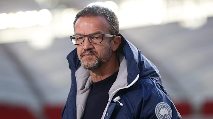 Wie hart Corona eine Mannschaft trifft, weiß Fredi Bobic aus eigener Erfahrung.