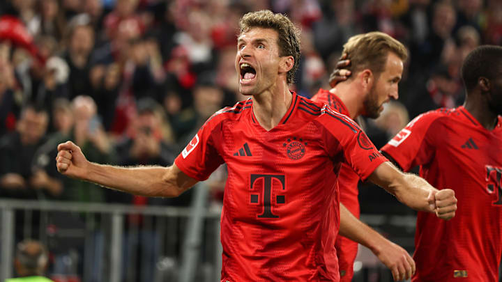 Thomas Müller beim Jubel im Bayern-Trikot Thomas Müller beim Jubel im Bayern-Trikot