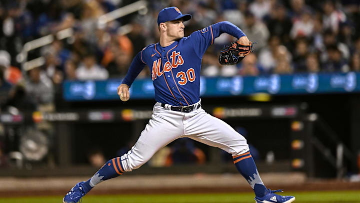 May 31, 2023; New York City, New York, USA; New York Mets relief pitcher David Robertson (30) pitches against the Philadelphia Phillies during the ninth inning at Citi Field. Mandatory Credit: John Jones-Imagn Images May 31, 2023; New York City, New York, USA; New York Mets relief pitcher David Robertson (30) pitches against the Philadelphia Phillies during the ninth inning at Citi Field. Mandatory Credit: John Jones-Imagn Images