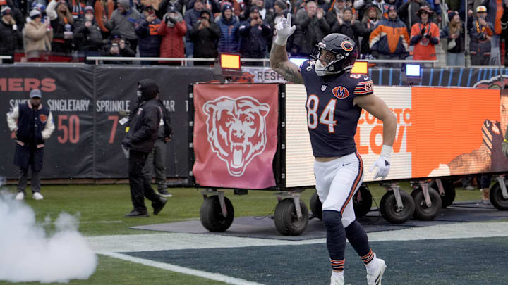 Nov 9, 2025; Chicago, Illinois, USA; Chicago Bears tight end Colston Loveland (84) takes the field for a game against the New York Giants at Soldier Field. Nov 9, 2025; Chicago, Illinois, USA; Chicago Bears tight end Colston Loveland (84) takes the field for a game against the New York Giants at Soldier Field.
