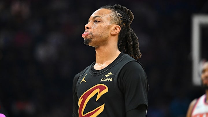 New York Knicks v Cleveland Cavaliers New York Knicks v Cleveland Cavaliers