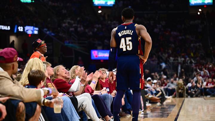May 25, 2026; Cleveland, Ohio, USA; Fans look to Cleveland Cavaliers guard Donovan Mitchell (45) in the fourth quarter against the New York Knicks during game four of the eastern conference finals for the 2026 NBA playoffs at Rocket Arena. Mandatory Credit: Ken Blaze-Imagn Images May 25, 2026; Cleveland, Ohio, USA; Fans look to Cleveland Cavaliers guard Donovan Mitchell (45) in the fourth quarter against the New York Knicks during game four of the eastern conference finals for the 2026 NBA playoffs at Rocket Arena. Mandatory Credit: Ken Blaze-Imagn Images