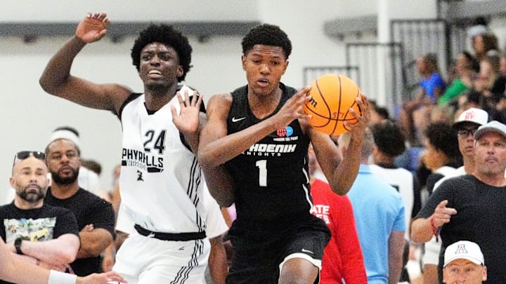 St. Mary's Cameron Williams (1) during the Section 7 high school basketball tournament at Arizona Athletic Grounds on Jun 20, 2025, in Mesa. St. Mary's Cameron Williams (1) during the Section 7 high school basketball tournament at Arizona Athletic Grounds on Jun 20, 2025, in Mesa.