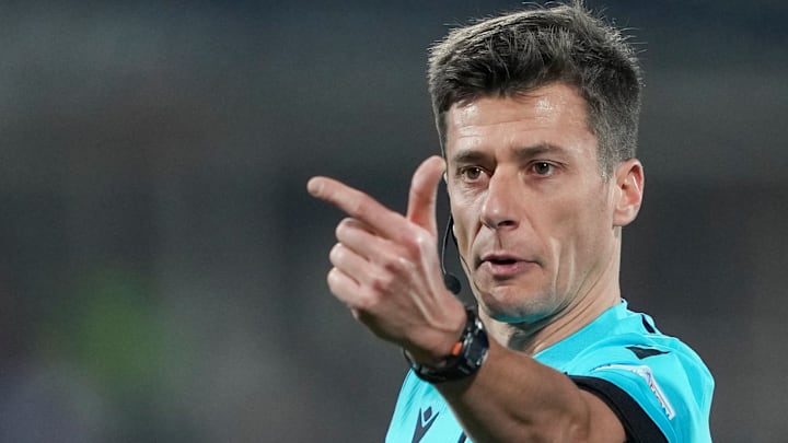 Benoît Bastien, l'arbitre de ce OM - PSG