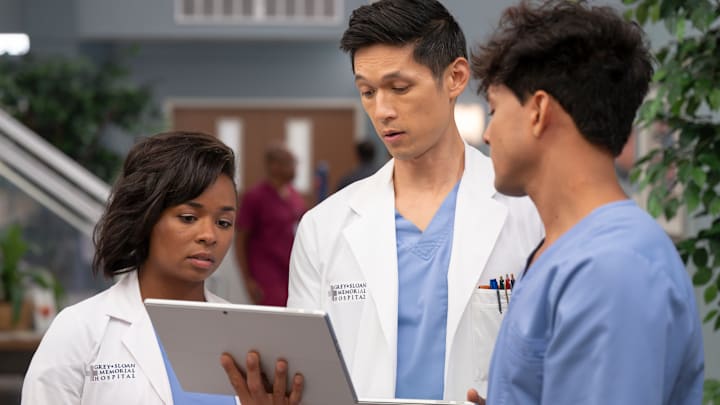 GREYÕS ANATOMY - ÒNight MovesÓ - Teddy and Owen plan a date night that gets derailed in more ways than one, while Jo struggles to do it all at home. Mika adds more to her plate to make up for taking time off to be with her sister, and Levi is faced with a monumental decision. THURSDAY, NOV. 7 (10:00-11:00 p.m. ET) on ABC.
ALEXIS FLOYD, HARRY SHUM JR., NIKO TERHO