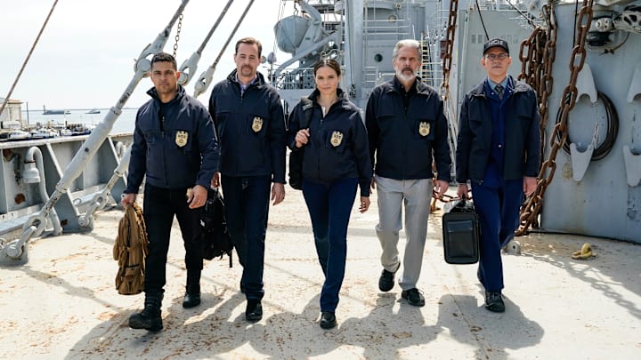 “Reef Madness” – Parker and Knight discover three bodies on an old Navy ship that’s about to be sunk and turned into an artificial reef, when they’re suddenly locked inside by a mysterious figure. Also, Vance offers Knight a unique opportunity, on the 21st season finale of the CBS Original series NCIS, Monday, May 6 (9:00-10:00 PM, ET/PT) on the CBS Television Network, and streaming on Paramount+ (live and on-demand for Paramount+ with SHOWTIME subscribers, or on-demand for Paramount+ Essential