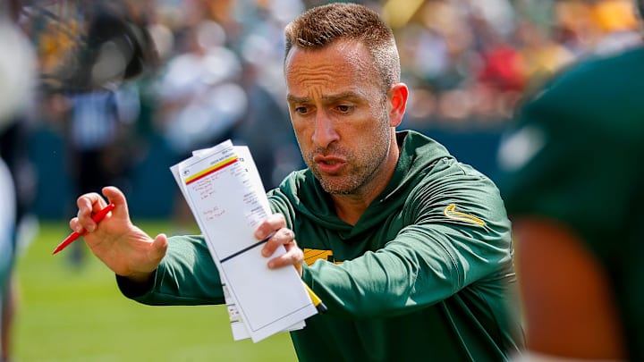 Green Bay Packers defensive coordinator Jeff Hafley gives instruction during a drill with defensive backs on Saturday, July 27, 2024, at Ray Nitschke Field in Ashwaubenon, Wis.