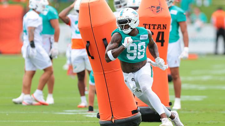 Miami Dolphins edge Clelin Ferrell (98) works during practice at the Baptist Health Training Complex. Miami Dolphins edge Clelin Ferrell (98) works during practice at the Baptist Health Training Complex.