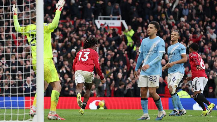 Manchester United v Manchester City - Premier League Manchester United v Manchester City - Premier League