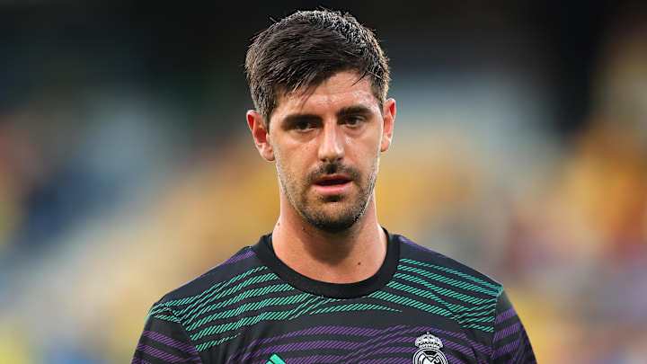 Thibaut Courtois tacle le FC Barcelone