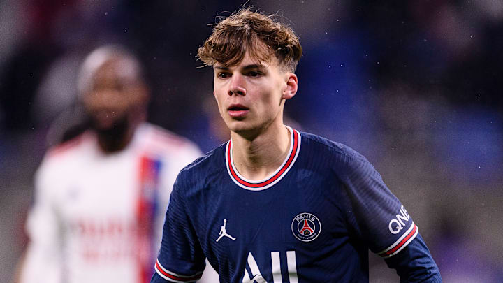 Une nouvelle vente à prévoir pour le PSG avec Edouard Michut ?