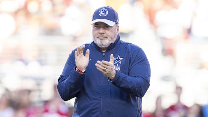 October 8, 2023; Santa Clara, California, USA; Dallas Cowboys head coach Mike McCarthy watches warm