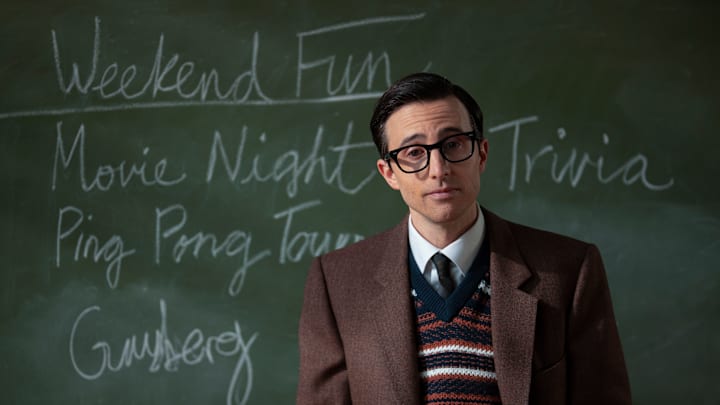 SCHOOL SPIRITS: “Ghoul Intentions”- Josh Zuckerman as Mr. Martin in season 1, episode 4 of SCHOOL SPIRITS streaming on Paramount + Photo Credit: Ed Araquel/Paramount+.