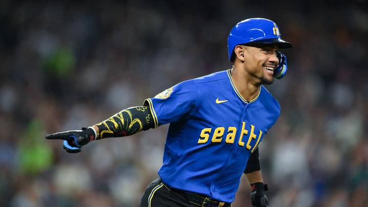 Jul 31, 2026; Seattle, Washington, USA; Seattle Mariners center fielder Julio Rodriguez (44) runs towards first base after hitting a single against the Minnesota Twins during the sixth inning at T-Mobile Park. Mandatory Credit: Steven Bisig-Imagn Images Jul 31, 2026; Seattle, Washington, USA; Seattle Mariners center fielder Julio Rodriguez (44) runs towards first base after hitting a single against the Minnesota Twins during the sixth inning at T-Mobile Park. Mandatory Credit: Steven Bisig-Imagn Images