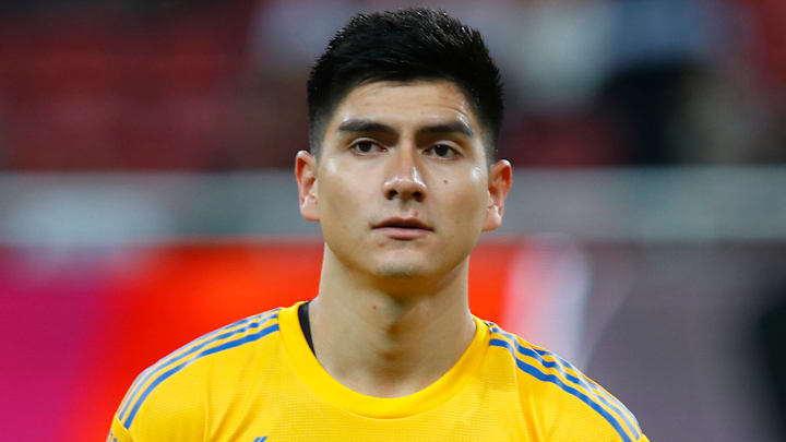 Vladimir Loroña de Tigres es una opción del Club América para reforzar la lateral derecha.