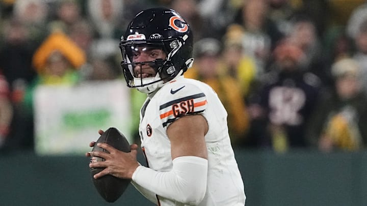 Jan 7, 2024; Green Bay, Wisconsin, USA;  Chicago Bears quarterback Justin Fields (1) during the game