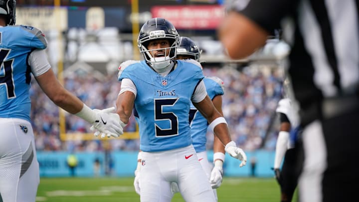 Tennessee Titans wide receiver Elic Ayomanor (5) celebrates his touchdown during the second quarter against the New Orleans Saints at Nissan Stadium in Nashville, Tenn., Sunday, Dec. 28, 2025.
