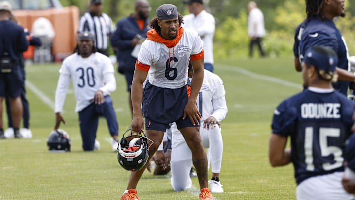 A breakdown of Kyler Gordon's contract will be the interesting part of his three-year, $40 million deal. 