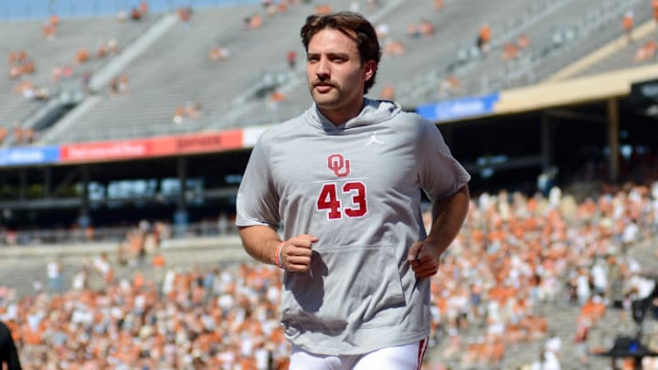 Oklahoma punter Grayson Miller