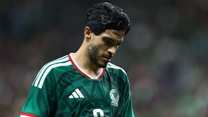 Raúl Jiménez marcó, pero no pudo evitar la derrota de México