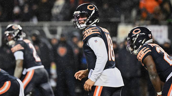 Bet the UNDER on Caleb Williams' completions in Week 1 against the Panthers. Bet the UNDER on Caleb Williams' completions in Week 1 against the Panthers.