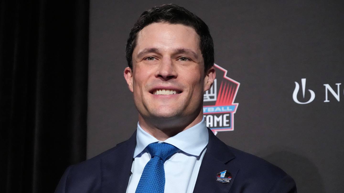 luke kuechly salary - Ilustrasi 3