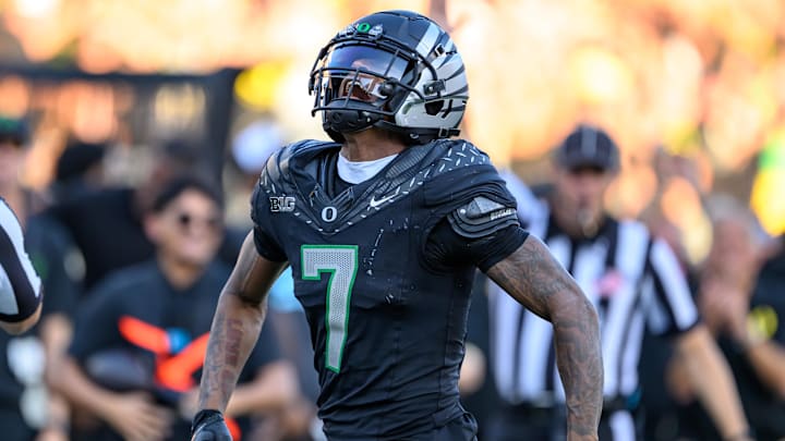 Oct 12, 2024; Eugene, Oregon, USA; Oregon Ducks wide receiver Evan Stewart (7) celebrates a big catch during the second half against the Ohio State Buckeyes at Autzen Stadium. Mandatory Credit: Craig Strobeck-Imagn Images