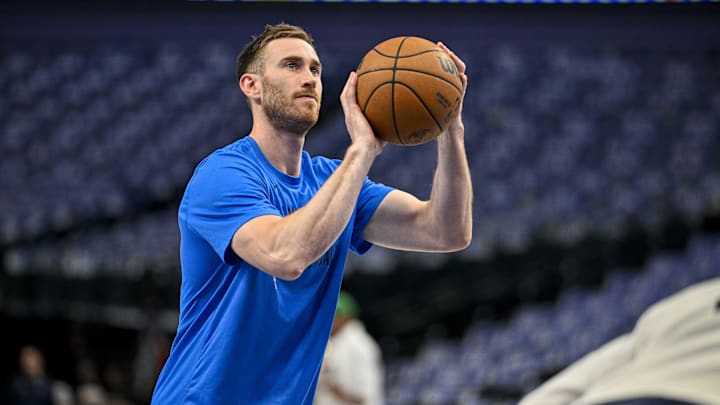 May 13, 2024; Dallas, Texas, USA; Oklahoma City Thunder forward Gordon Hayward (33) warms up before
