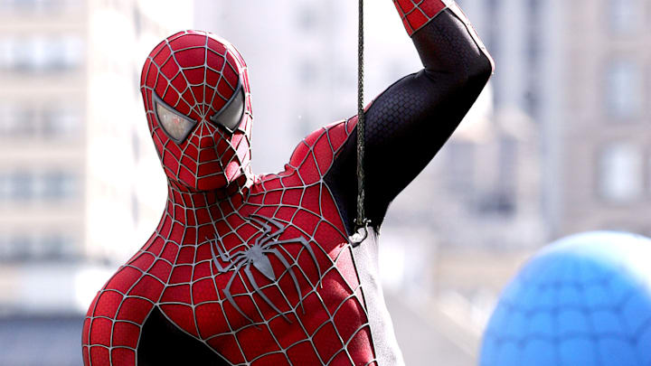 Kirsten Dunst and Tobey Maguire on Set of "Spider-Man 3" - June 10, 2006