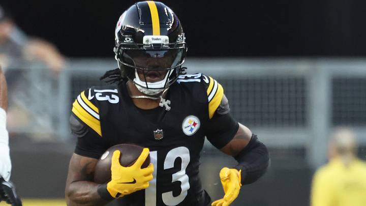 Aug 21, 2026; Pittsburgh, Pennsylvania, USA; Pittsburgh Steelers running back Rico Dowdle (13) runs the ball against the New York Jets during the second quarter at Acrisure Stadium. Aug 21, 2026; Pittsburgh, Pennsylvania, USA; Pittsburgh Steelers running back Rico Dowdle (13) runs the ball against the New York Jets during the second quarter at Acrisure Stadium.
